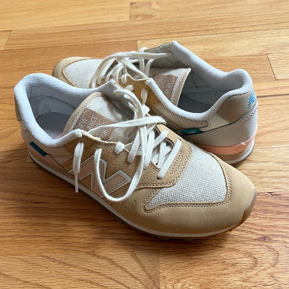 New balance classic 996 women’s 8.5